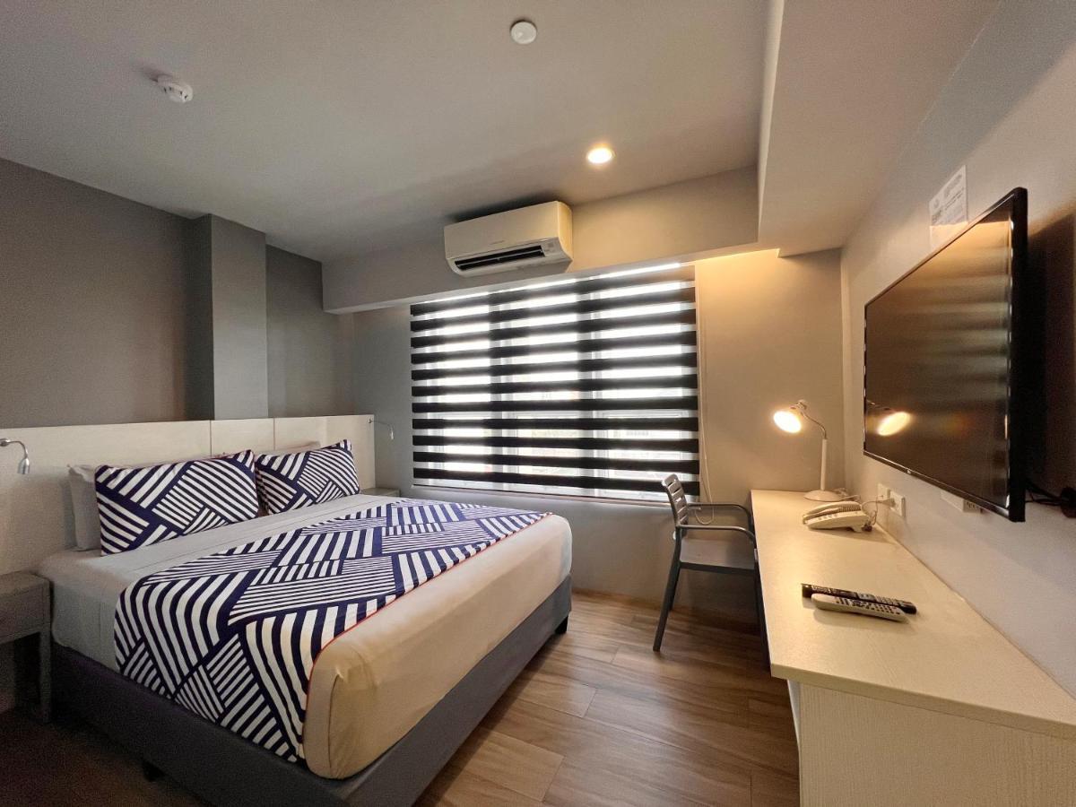 Cebu Hotel Plus Eksteriør bilde